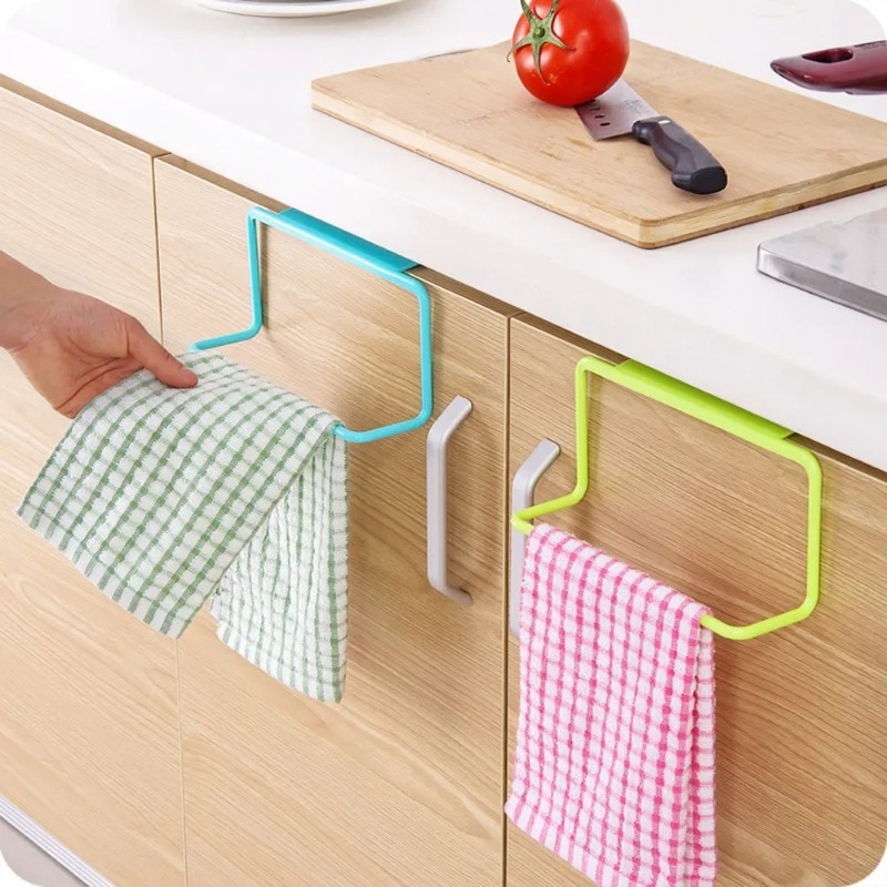 Tech Accessories Organizer - 1PC プラスチック吊り下げホルダータオルラック多機能食器棚キャビネットドアバックキッチンアクセサリーホームストレージオーガナイザー