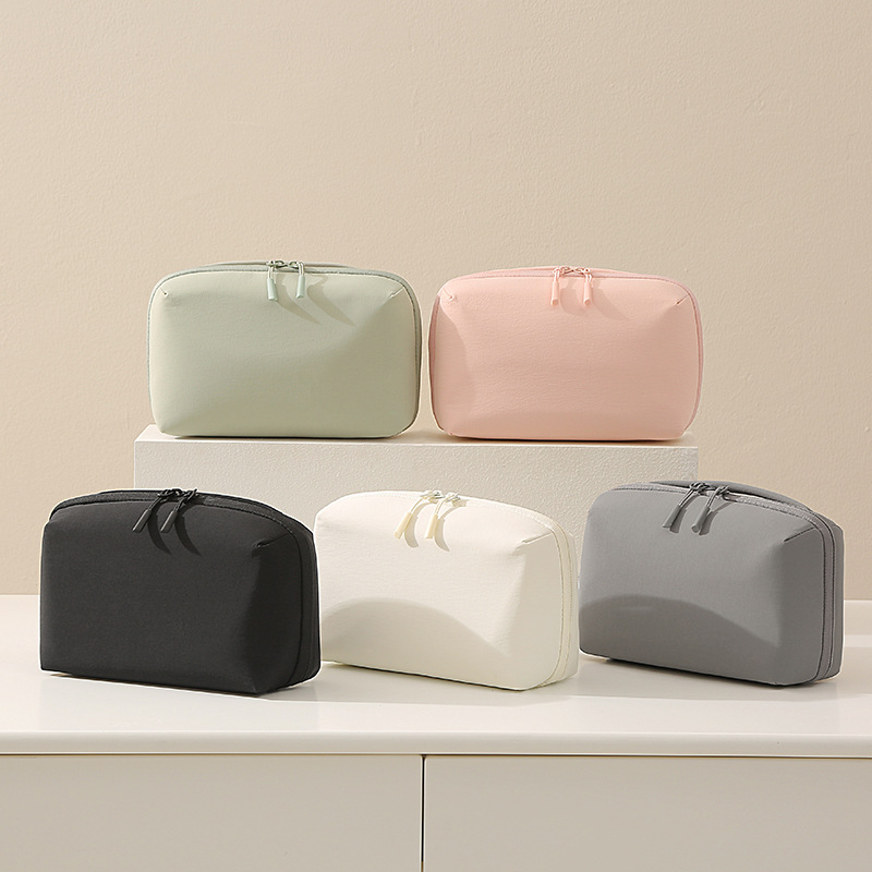 携帯用トラベルコードオーガナイザー、ケーブル・充電器・携帯電 - Tech Accessories Organizer Pouch のレビューと価格